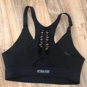 💚💚Victoria secret sports bra size M